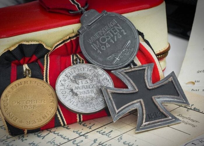 Croix de guerre : honorez les actes héroïques avec une décoration symbolique